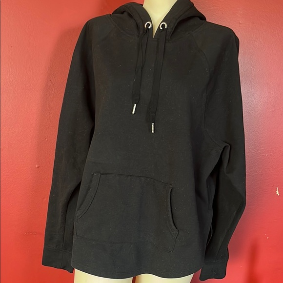 Victoria's Secret Tops - Like new Victoria Sport Black Hoodie